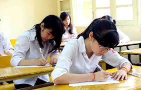 Thi tốt nghiệp THPT 2014: Giám thị đỡ vất vả vì ít thí sinh gian lận